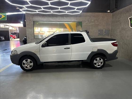 FIAT STRADA 1.4 MPI HARD WORKING CD 8V FLEX 3P MANUAL FIAT STRADA 1.4 MPI HARD WORKING CD 8V FLEX 3P MANUAL